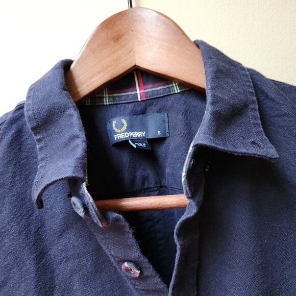 Fred Perry navy plaid trim button up shirt / S - Picture 4 of 6